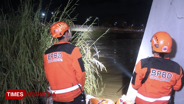 BPDB Kota Kediri Siaga di Taman Brantas, Debit Air Sungai Brantas Naik