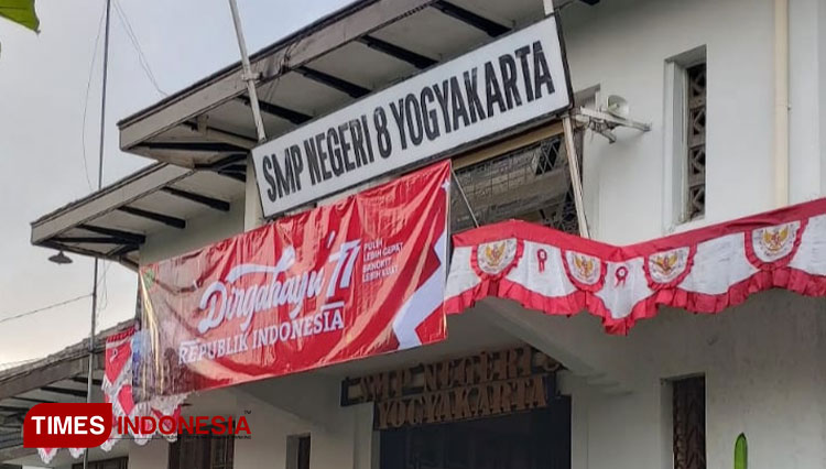 SMP-Negeri-8-Yogyakarta-2.jpg
