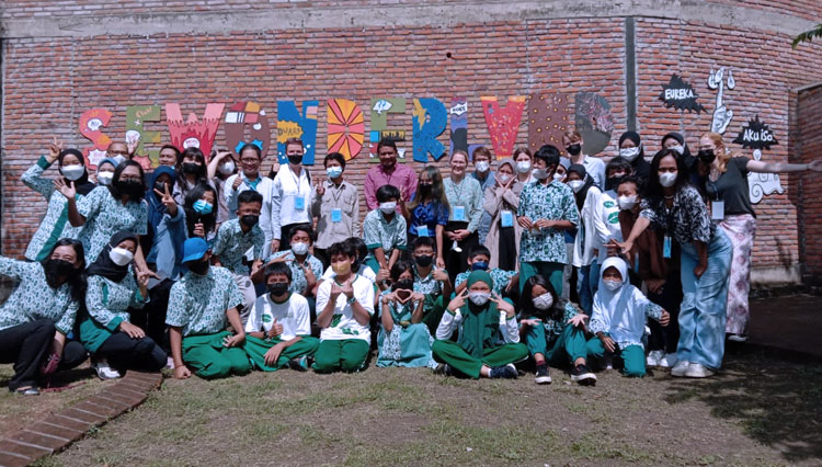 Mahasiswa Departemen Bahasa Jerman UM Mengikuti Program DAAD di Yogyakarta
