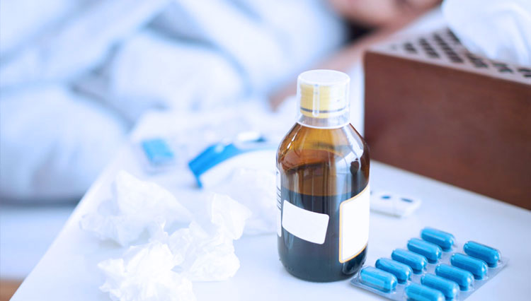 Ilustrasi obat paracetamol sirup anak yang dilarang BPOM. (Foto: Freepik/Gpointstudio)