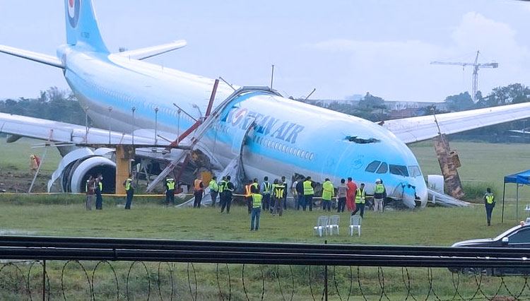 Maskapai Korean Air dari Korea Selatan Tergelincir di Filipina