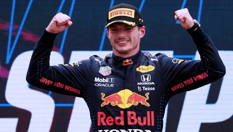 Pebalap Red Bull Racing, Max Verstappen yang memenangi F1 GP Amerika Serikat, Senin (24/10/2022) dini hari tadi. (FOTO: Getty Image)