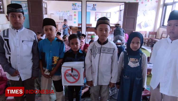 Inovasi SDN 2 Pelem mencegah bullying di sekolah dengan program kotak dosa. (FOTO: Alfarid for TIMES Indonesia)