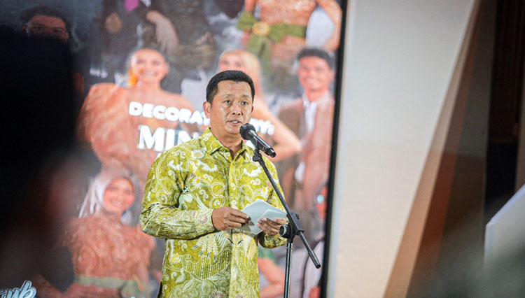 Grand-Final-Pasanggiri-Mojang-Jajaka-Kota-Bandung-a.jpg