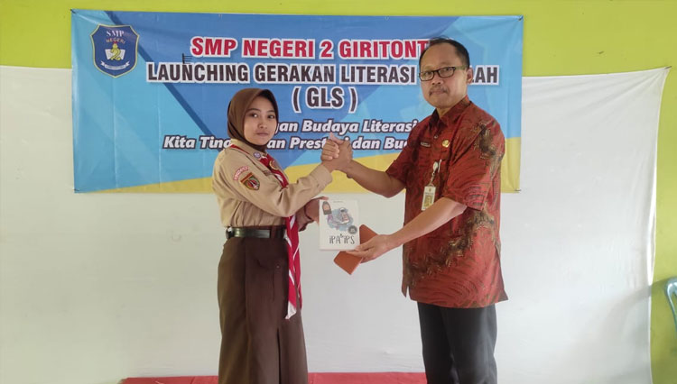 SMPN 2 Giritontro, Wonogiri Melaunching Gerakan Literasi Sekolah