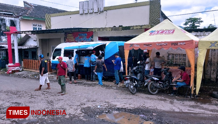 Sakti! Dokumen Adminduk Hanyut, Warga Banyuwangi Terdampak Banjir Tak Perlu Surat Kehilangan Polisi