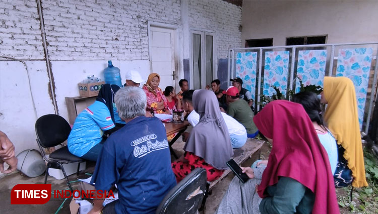 Suasana-pelayanan-perbaikan-dokumen-adminduk.jpg