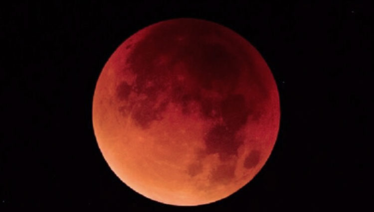 Ilustrasi gerhana bulan total. (Foto: Kemenag)