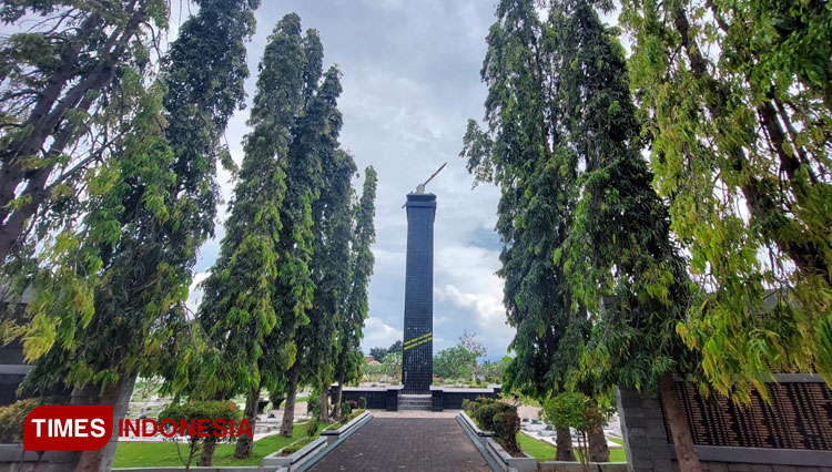 Tugu di Taman Makam Pahlawan Wisma Raga Satria Banyuwangi. (Foto : Anggara Cahya /TIMES Indonesia)