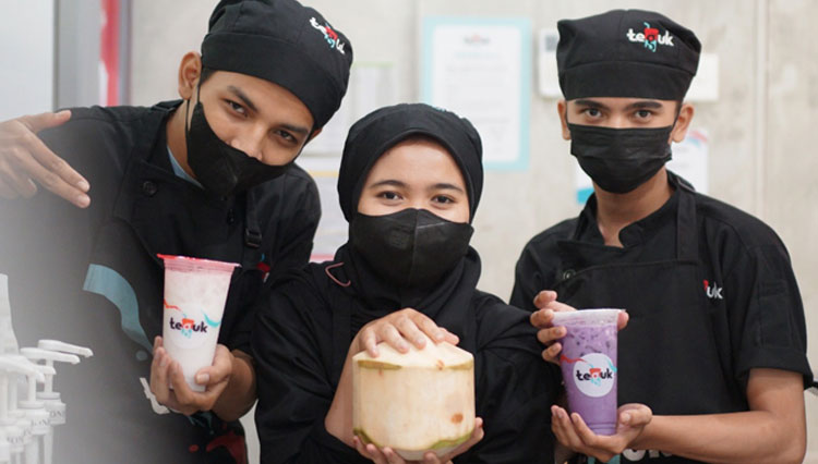 Tren Minuman Kekinian Teguk Dari Air Kelapa Asli - TIMES Indonesia