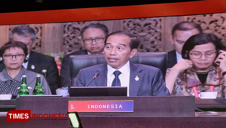 Bukan Perang, Jokowi Tawarkan Konsep Dialog Demokrasi