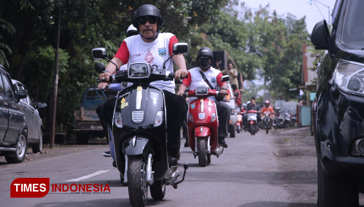 Warga Probolinggo Pengguna Motor Listrik Perlu Tahu, Bolehkah Digunakan di Jalan Raya?