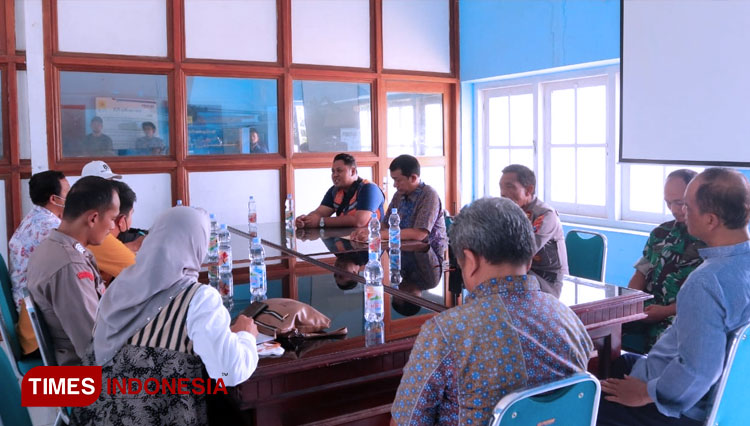 Kerap Alami Listrik Padam, Warga Watu Karung Geruduk PLN Pacitan