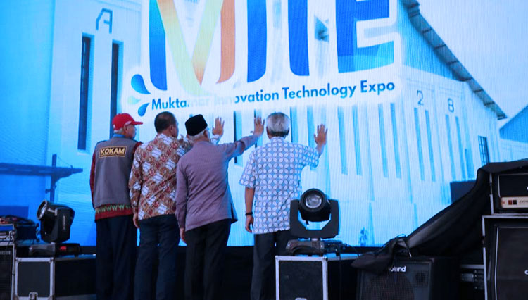 The grand opening of Muktamar Fair and Muhammadiyah Innovation Technology Expo (MITE) at De Tjolomadoe, Karanganyar on Thursday (17/11/2022). 