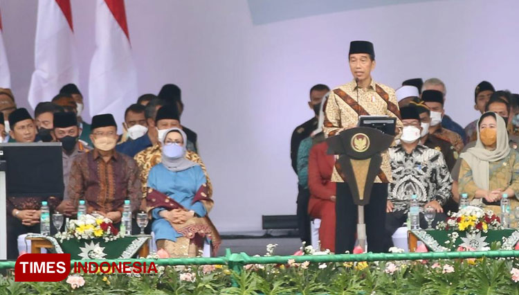 Presiden Jokowi (Joko Widodo) saat membuka Muktamar ke-48 Muhammadiyah. (FOTO: Adam for TIMES Indonesia)