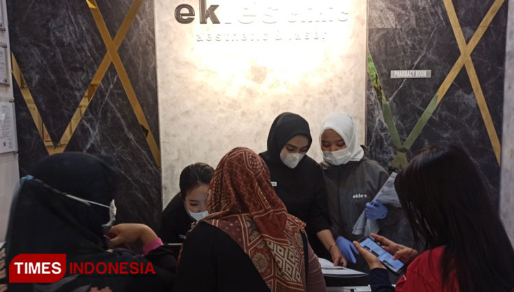 Ekles-Clinic-c.jpg
