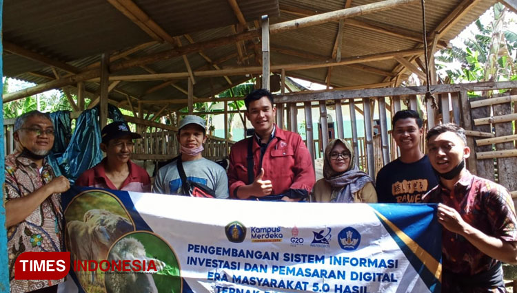 UB Mengabdi Kembangkan Sistem Investasi Pemasaran Budidaya Ternak Domba Era Society 5.0