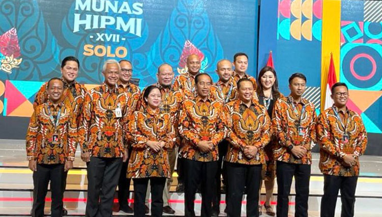Ketua MPR RI Dampingi Presiden Buka Munas HIPMI XVII di Surakarta