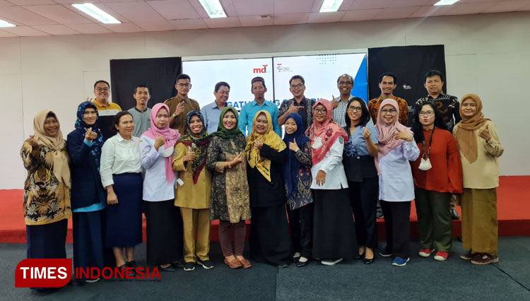 Puluhan guru BK dari 30 sekolah tingkat SMA/SMK di Surabaya dan Sidoarjo mengikuti acara gathering di Kampus ITTelkom Surabaya, Rabu (23/11/2022).(Foto : Lely Yuana/TIMES Indonesia).