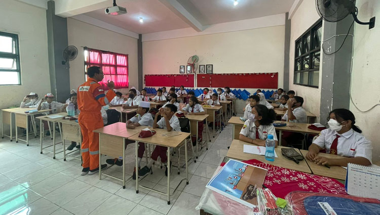 Pertamina Energi Negeri 5 Berbagi Ilmu di Sekolah Dasar Kota Surabaya