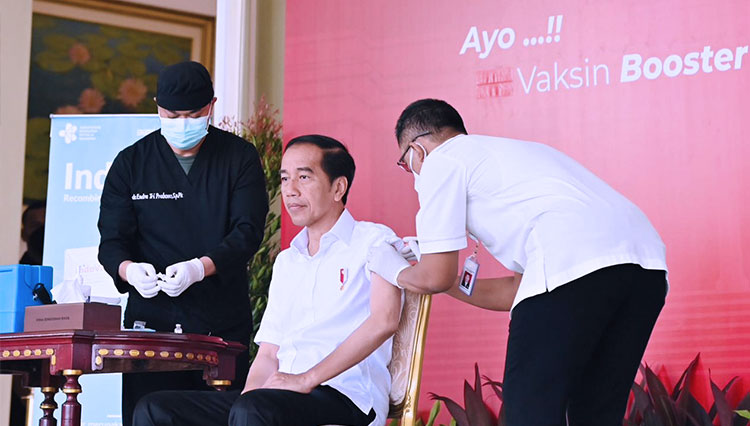 Gunakan IndoVac, Presiden Jokowi Ajak Masyarakat Vaksinasi Lengkap