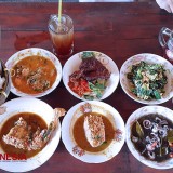 Warung Pedas Tangkilsari Malang, the Heaven of Spicy Foods