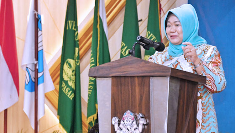 Siti Fauziah: Mahasiswa Harus Kuasai Iptek dan Lestarikan Budaya 