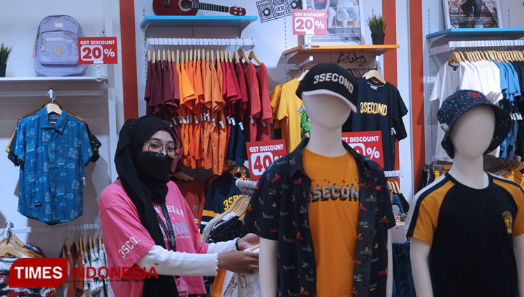 Gerai 3Second Family Store Mojokerto yang terletak di jl. Majapahit no. 339, Kota Mojokerto, Sabtu (26/11/2022). (Foto: Thaoqid Nur/TIMES Indonesia)