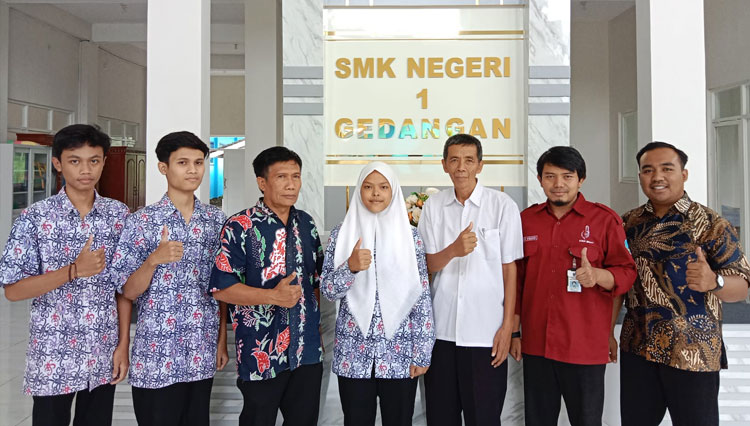 SMKN 1 Gedangan Dapat Literasi Digital Cyber Security IDF