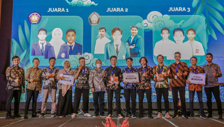 Para pemenang Civil Expo ITS 2022. (foto: ITS for TIMES Indonesia)