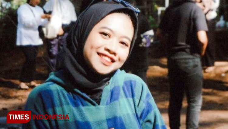 Siti-Azizah-Nur-Sugiharto.jpg