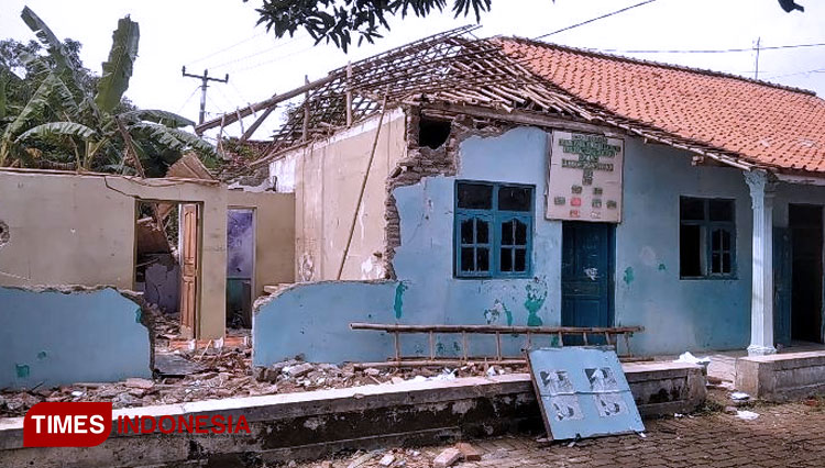 Bangunan-Madrasah-di-Indramayu-2.jpg