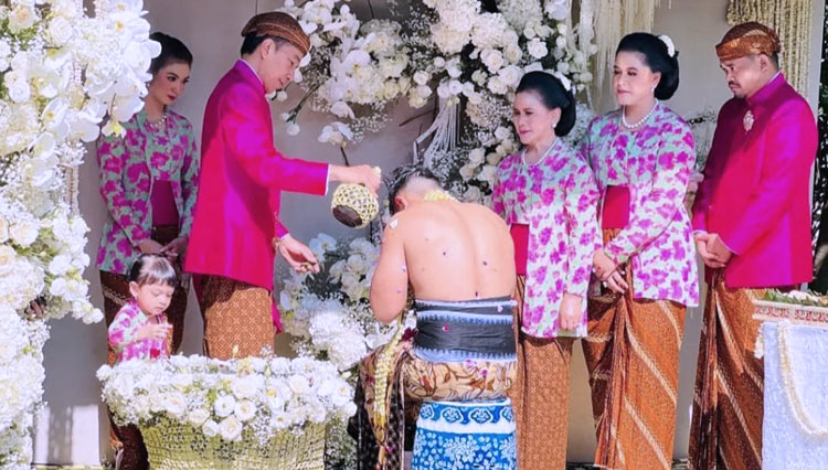 Presiden RI Jokowi menyampaika pesan untuk putra bungsunya Kaesang Pangarep dan Erina Gudono yang telah resmi menikah.