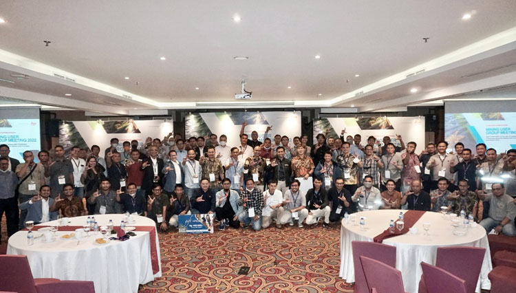 Dalam forum tersebut Inspektur Tambang dari Direktorat Jendral Mineral dan Batubara, Kementrian ESDM. (Foto: Leica)