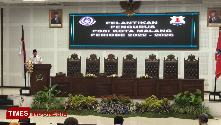 Wali Kota Malang, Sutiaji saat memberikan sambutan di pelantikan ketua PSSI Kota Malang. (Foto: Rizky Kurniawan Pratama/TIMES Indonesia)