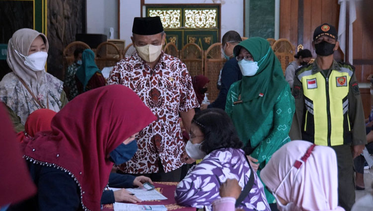 Vaksinasi Booster Kedua untuk Lansia di Yogyakarta