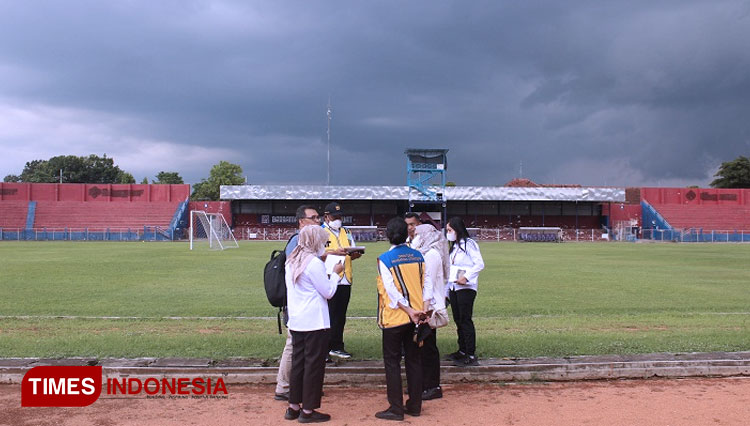 Stadion-Brawijaya-Kediri-2.jpg