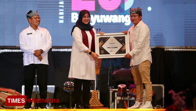 Hari Jadi Banyuwangi, Ketua Projo Dapat Penghargaan