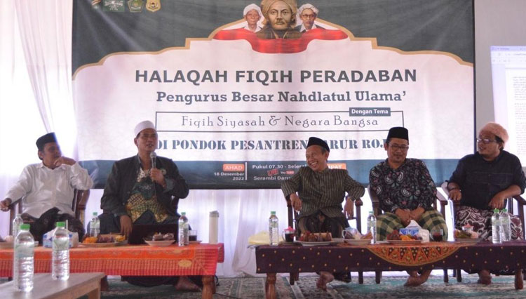 Suasana Halaqah Fiqih Peradaban PBNU di Pondok Pesantren Darur Roja' Selokajang Srengat Blitar. (Panitia For TIM).