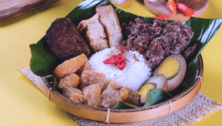 The Story Behind Gudeg, a Traditional Cuisine from Yogyakarta