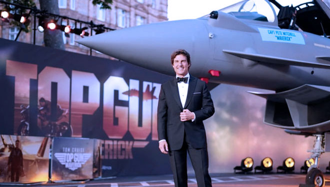 Top Gun: Maverick menjadi film terlaris sepanjang 2022