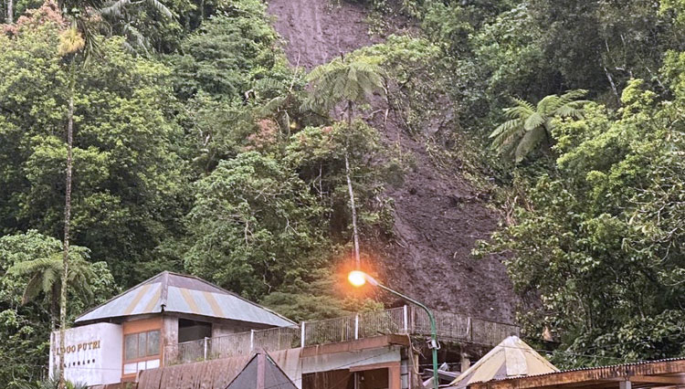 Diterjang Material Longsor, Pipa Air Bersih di Lereng Merapi Putus