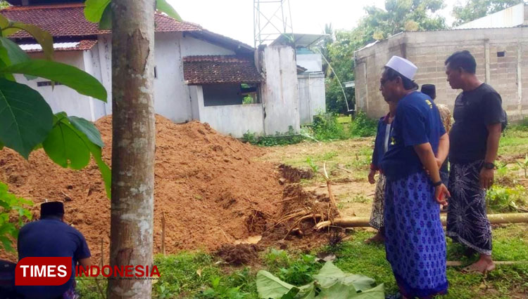 Situs-Makam-Ki-Ageng-Posong-a.jpg