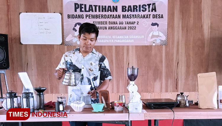 Tani-Cintabumi-Desa-Kersaratu-Kecamatan-Sidamulih-2.jpg