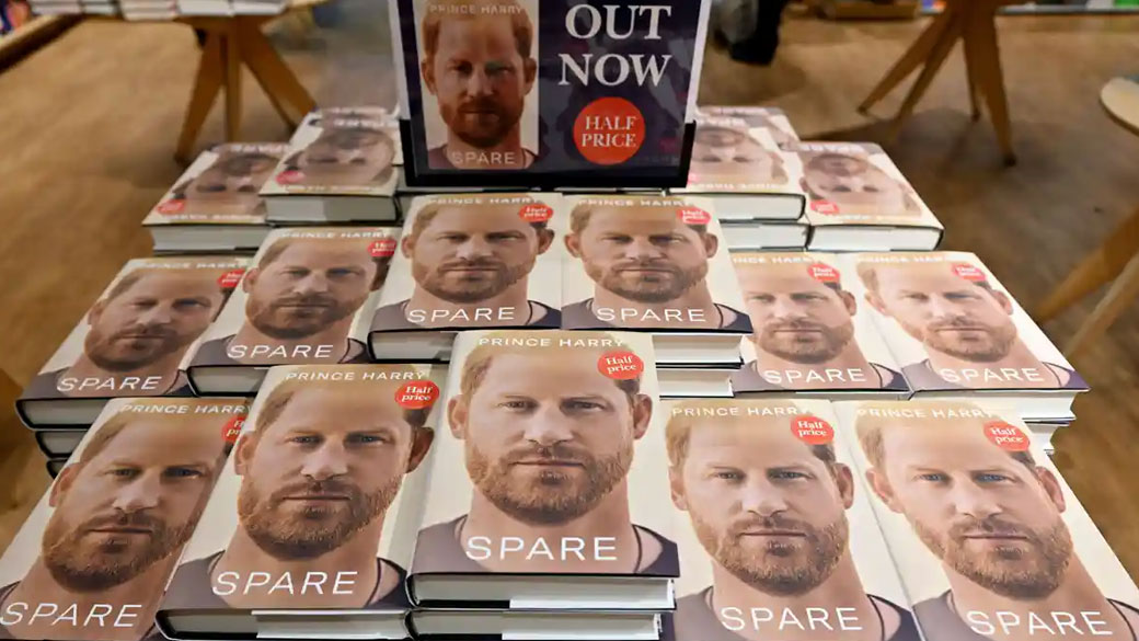 Cerita Seram Ini Memicu Buku Pangeran Harry Jadi Best Seller di Inggris