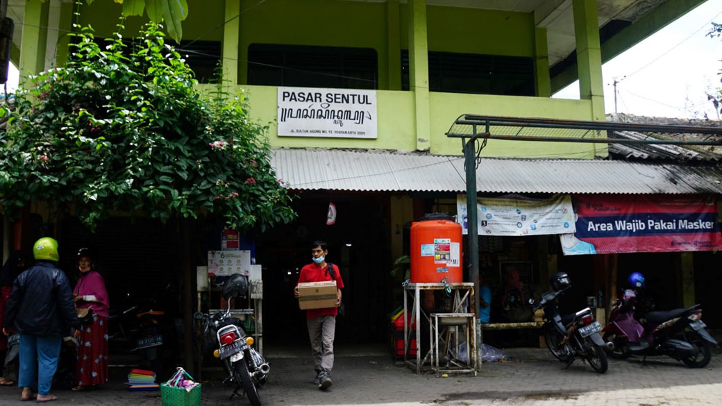 Pasar-Sentul-Kota-Yogyakarta-b.jpg
