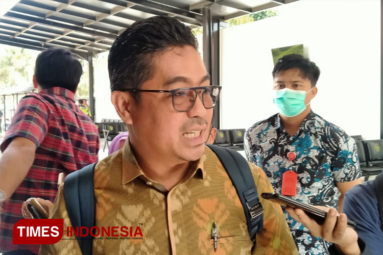 Anggota JPU, Pujo, saat kasus persidangan kasus penggelapan dengan terdakwa mantan Ketua DPRD Jabar, di Pengadilan Negeri Bale Bandung, Jumat (13/1/2023).(FOTO: Iwa/TIMES Indonesia)