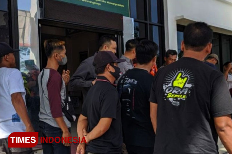 Dugaan Pungli, Warga Sawoo Lapor ke Kejari Ponorogo