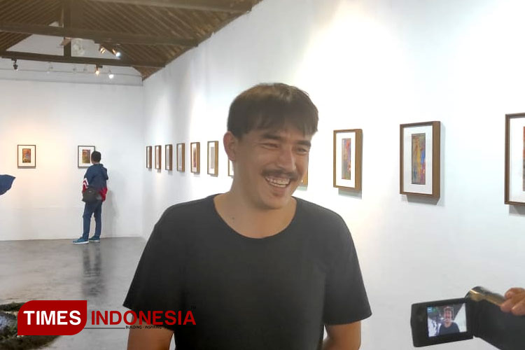 seni-Amin-Taasha-c.jpg