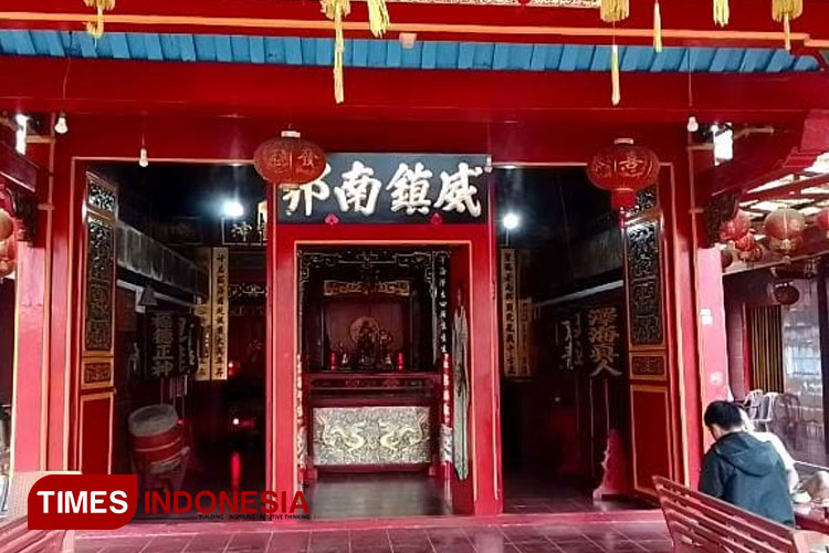 Vihara Dharma Rahayu Indramayu Bersih-Bersih Tempat Ibadah